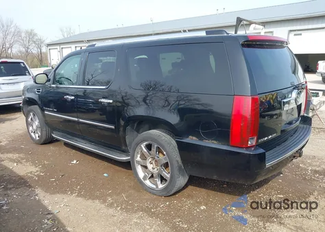 2007 Cadillac Escalade Esv Standard z USA, uszkodzony, nr VIN 1GYFK66887R205893